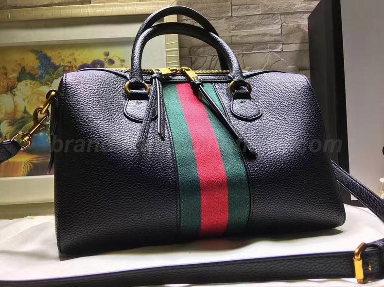 Gucci Handbags 322